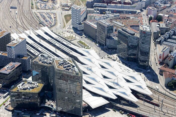 Vienna’s New Main Railway Station: Sleek and Ready To Roll