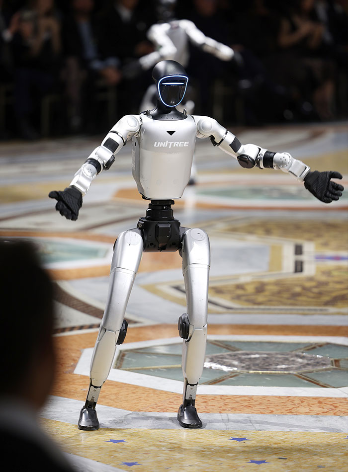 Runway Robots? Yep, Vogue World Went Full Sci-Fi and People Were Not Having It
