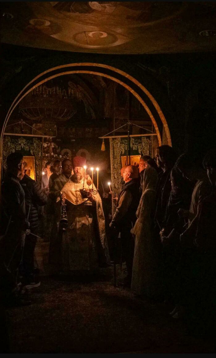 Oops! These Photos Look Like Renaissance Paintings—No Joke!