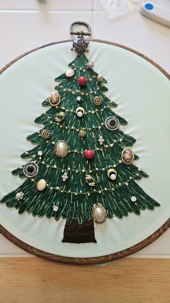 Whoa! Check Out These 79 Crazy Cool Embroidery Projects People Actually Made