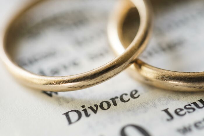 These Marriage Regrets Are Wild—The Stuff Men Wish They Knew Before Saying "I Do"