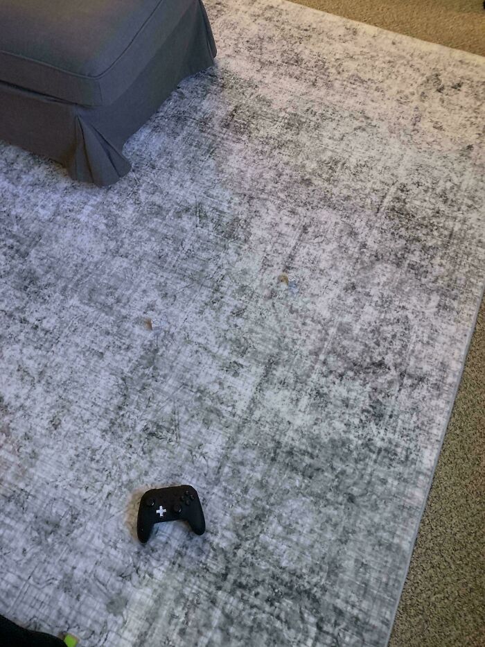 Find The 2 Minecraft Cobblestone Cubes
