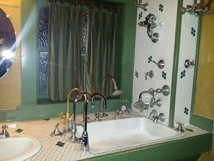 Wait, They Actually Took These Hotel And Airbnb Fails?!