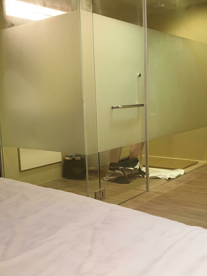 Wait, They Actually Took These Hotel And Airbnb Fails?!