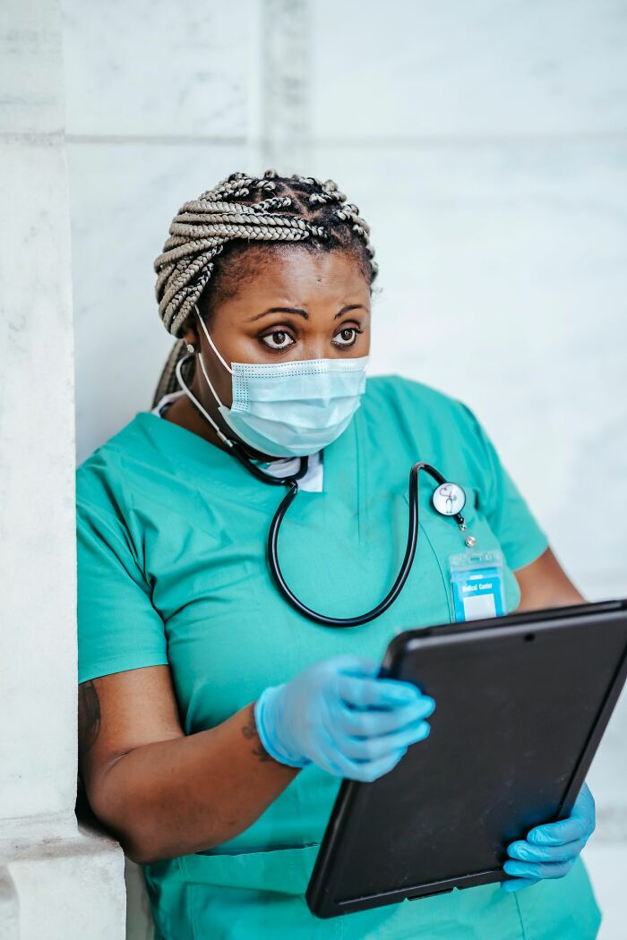 The Wildest Things Doctors Said to Women That'll Make You Go "Wait, WHAT?!"
