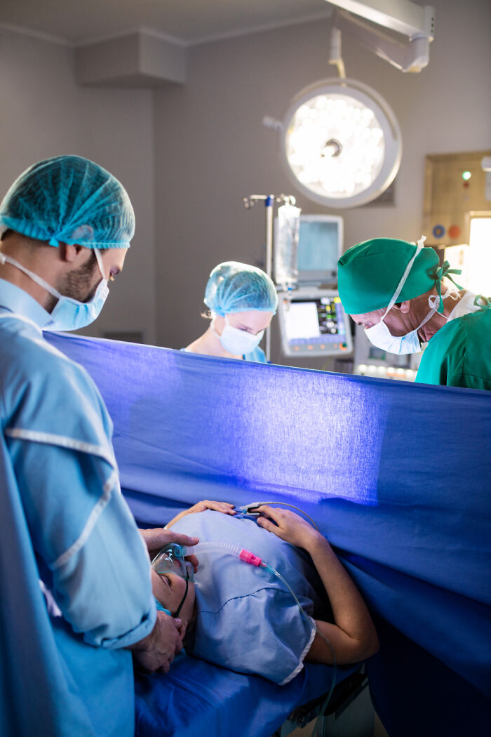 The Wildest Things Doctors Said to Women That'll Make You Go "Wait, WHAT?!"