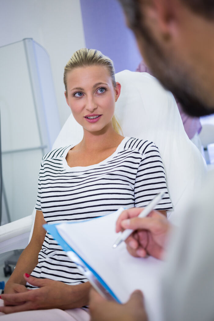 The Wildest Things Doctors Said to Women That'll Make You Go "Wait, WHAT?!"