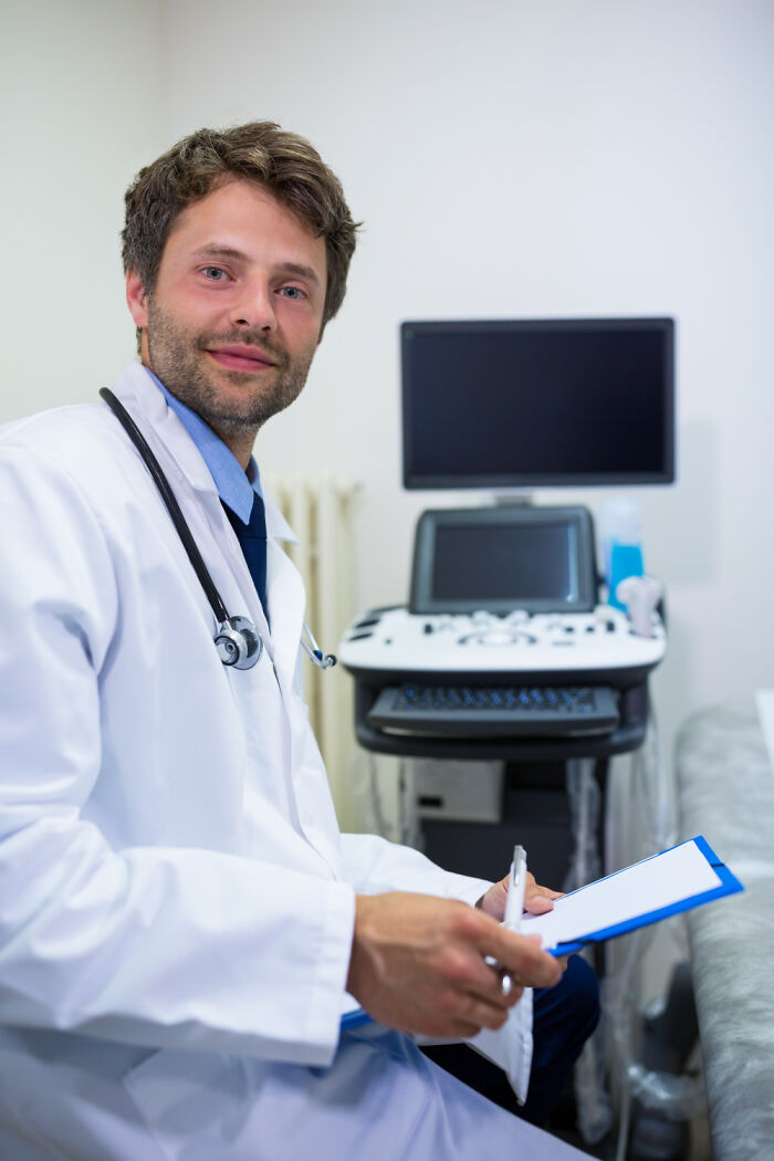 The Wildest Things Doctors Said to Women That'll Make You Go "Wait, WHAT?!"