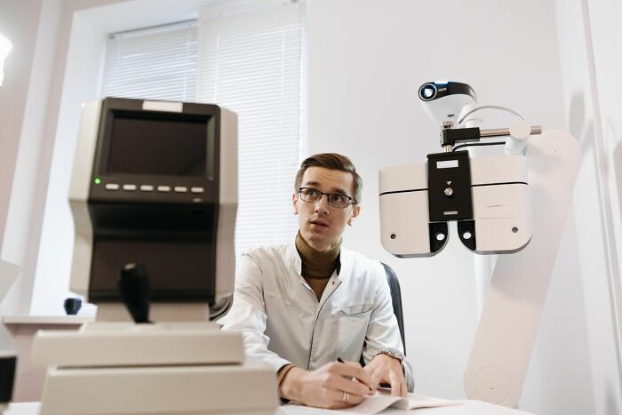 The Wildest Things Doctors Said to Women That'll Make You Go "Wait, WHAT?!"