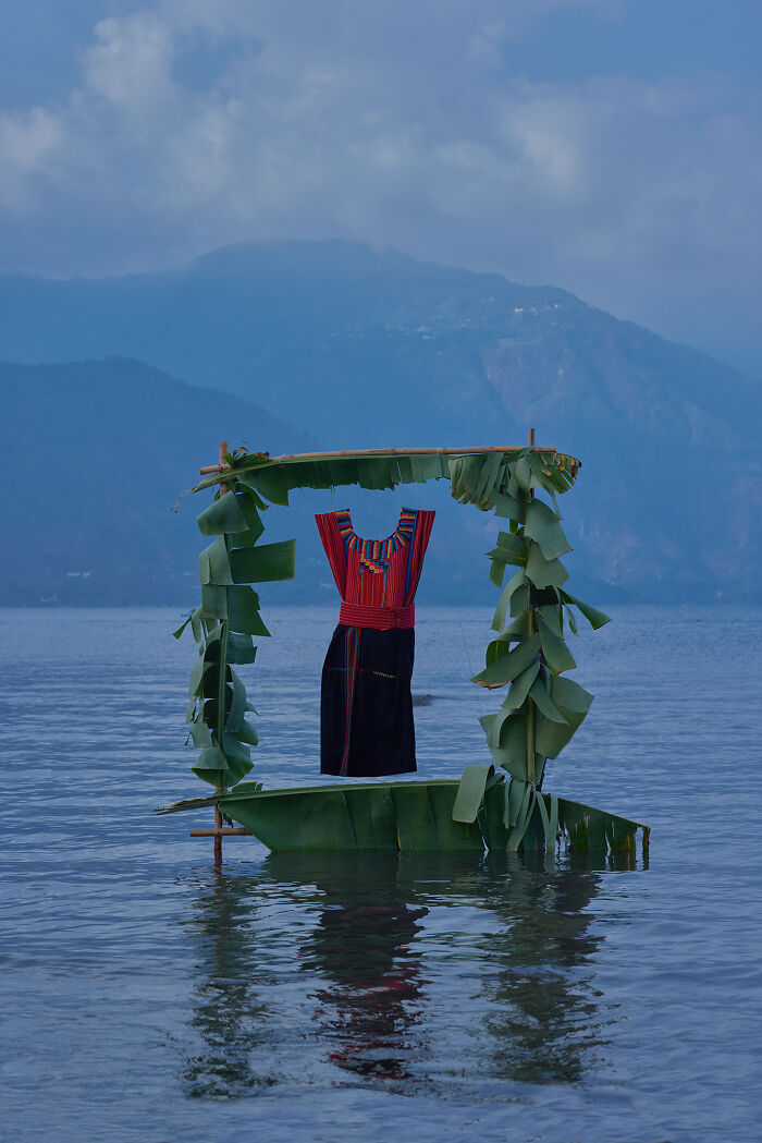 Let's Dive Into 29 Wild and Surreal Travel Photos That Totally Mess With Your Mind