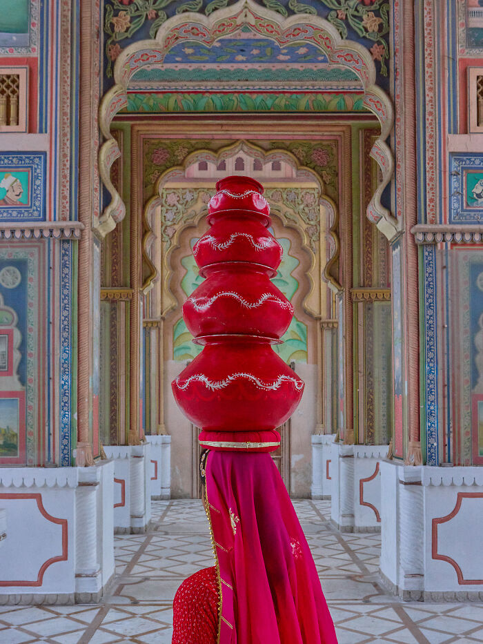 Let's Dive Into 29 Wild and Surreal Travel Photos That Totally Mess With Your Mind