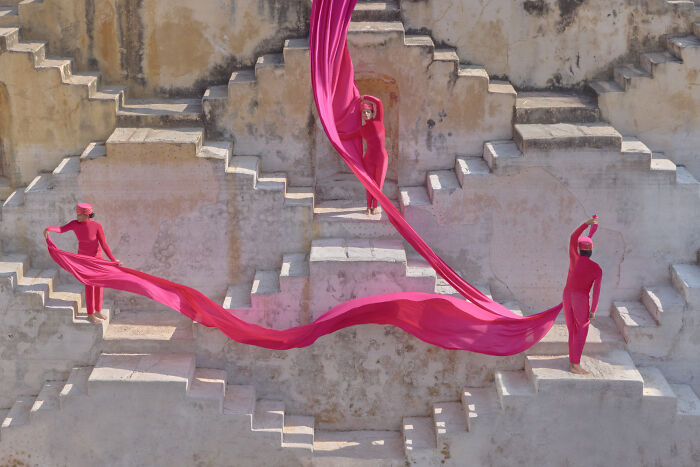 Let's Dive Into 29 Wild and Surreal Travel Photos That Totally Mess With Your Mind