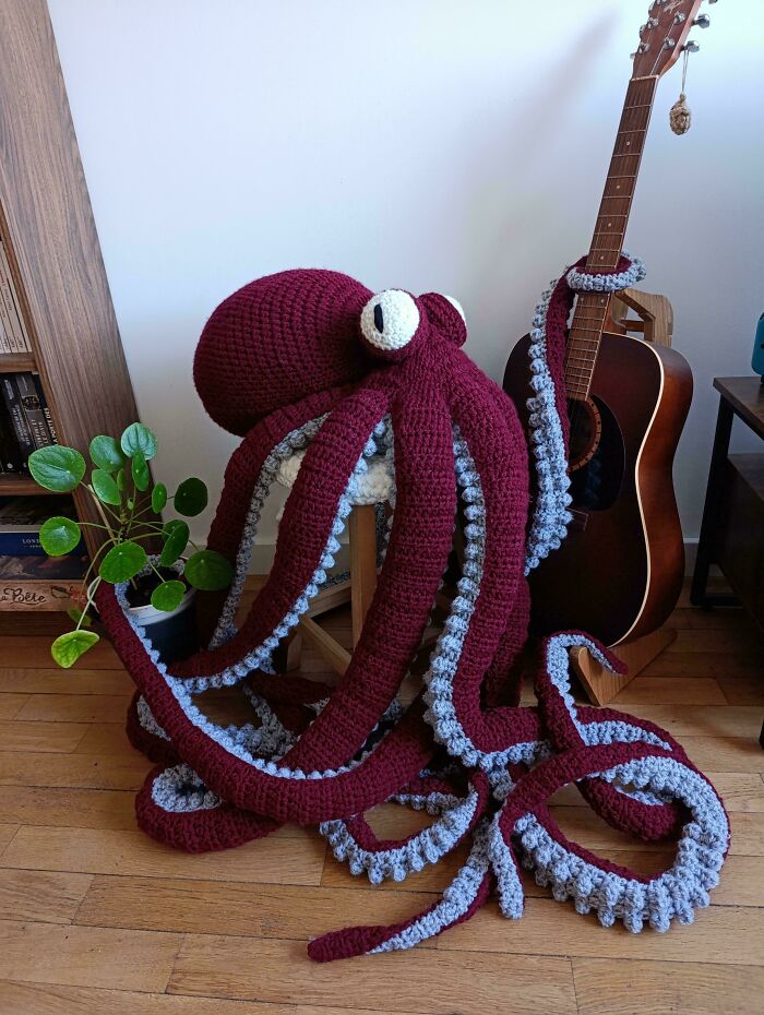 Made A Giant Octopus For A Friend - It’s Hug-Worthy!