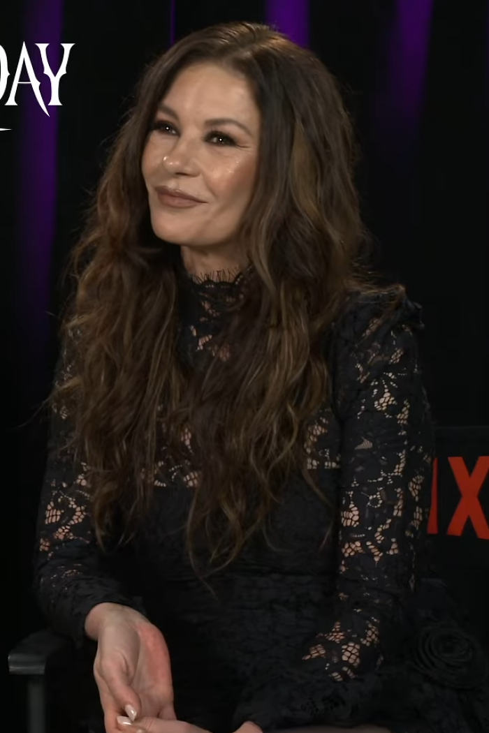 Catherine Zeta-Jones: The Glamorous Tap-Dance Queen (57)