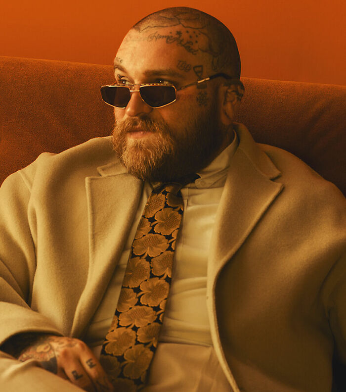 Teddy Swims: The Soulful Voice with a Quirky Name (34)