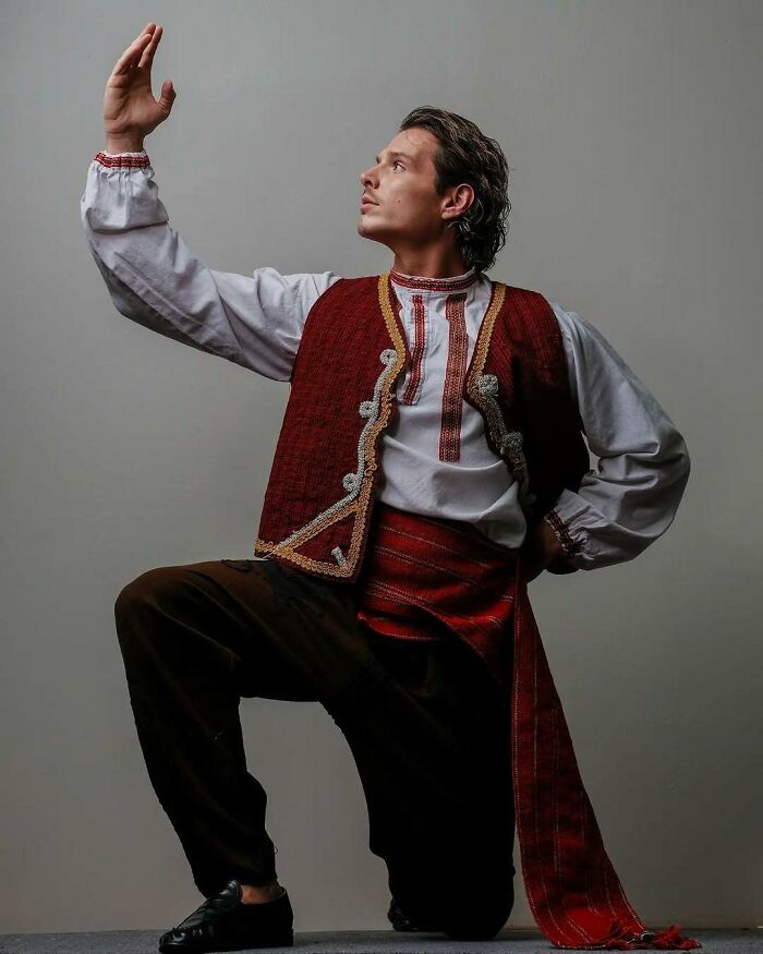 North Macedonia’s Eye-Catching Costume